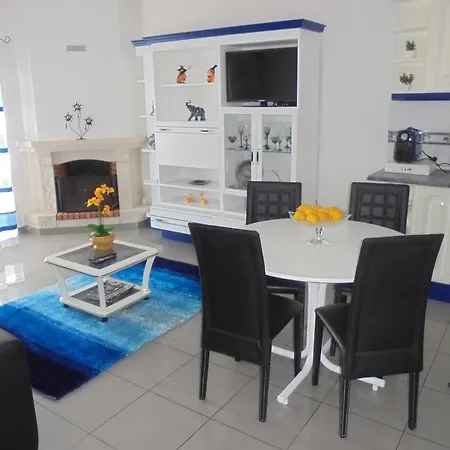 Villa Aquaria *